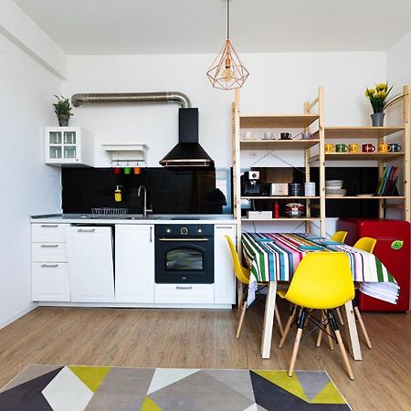 Colorful & Cozy Condo Cluj-Napoca Ngoại thất bức ảnh