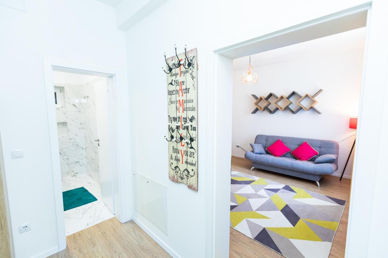 Colorful & Cozy Condo Cluj-Napoca Ngoại thất bức ảnh